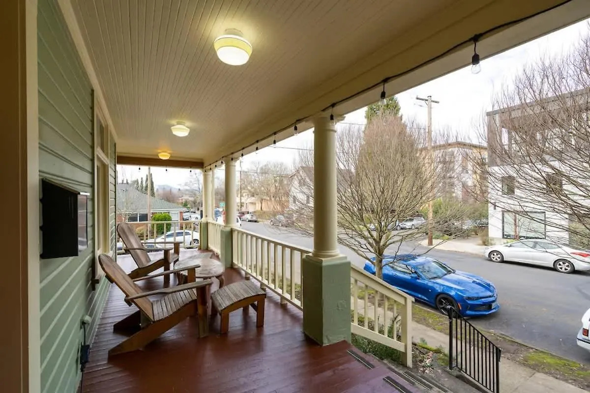 Stay Portland - Sun-Filled Home In Buckman Neighborhood With 2Brs
