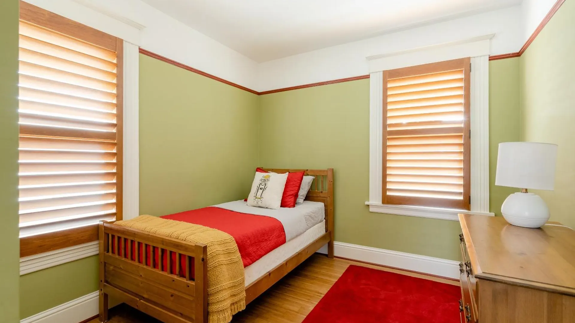 Stay Portland - Sun-Filled Home In Buckman Neighborhood With 2Brs 0*,