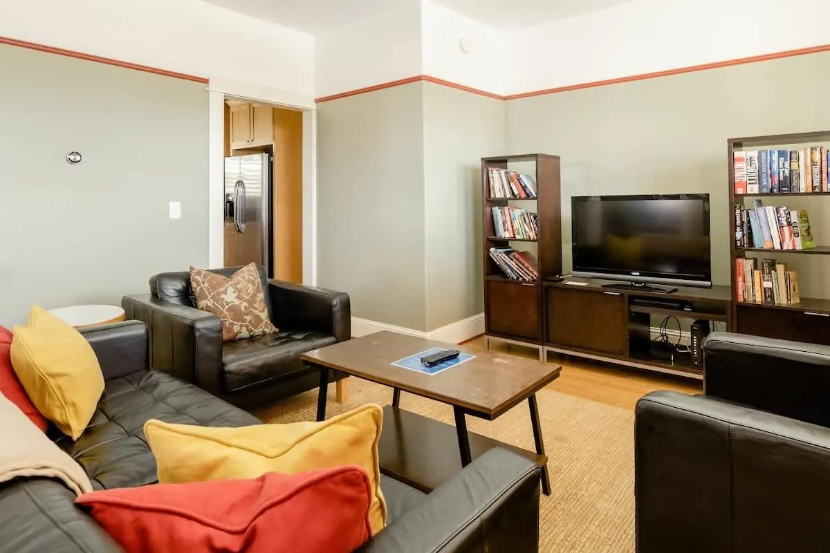 Holiday home Stay Portland - Sun-Filled Home In Buckman Neighborhood With 2Brs United States